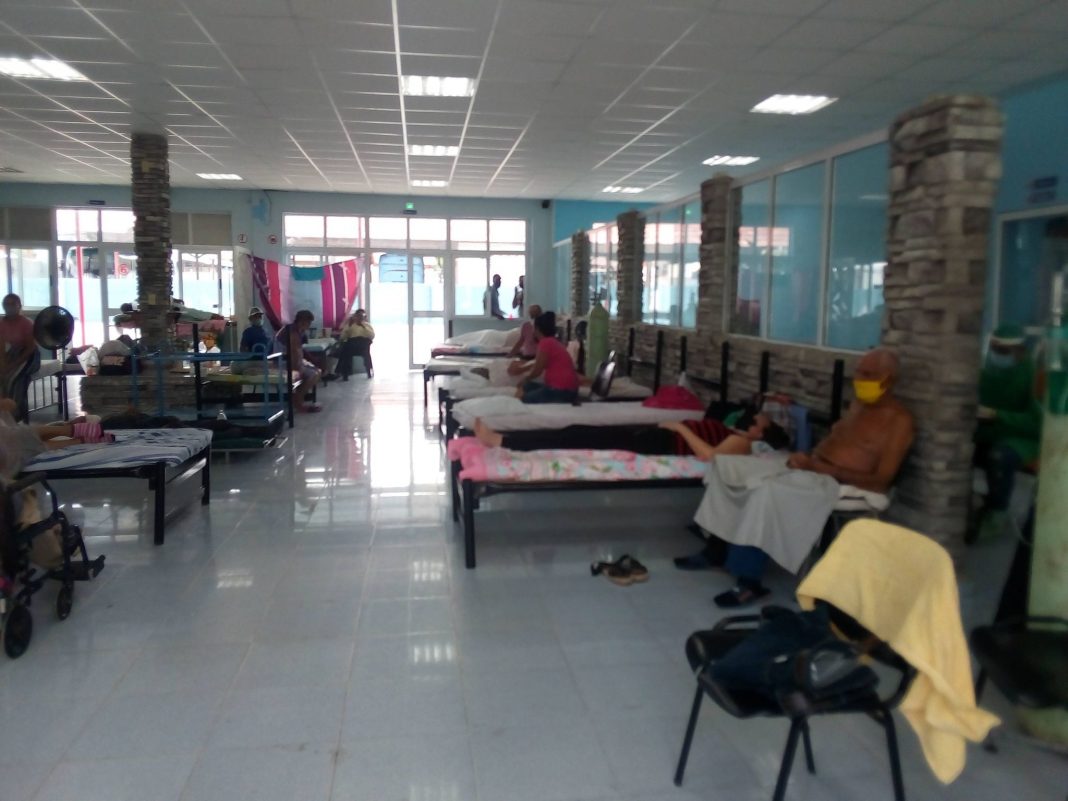 Terminal Interprovincial de Holguin es un hospital de emergencia