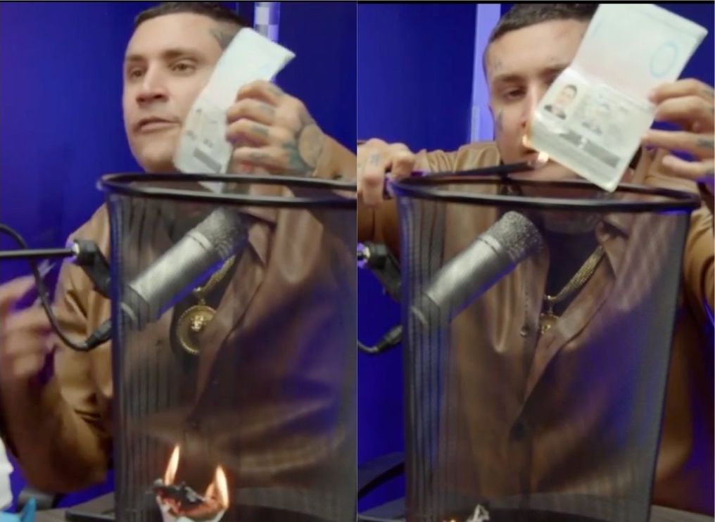 Osmani García quema su pasaporte cubano