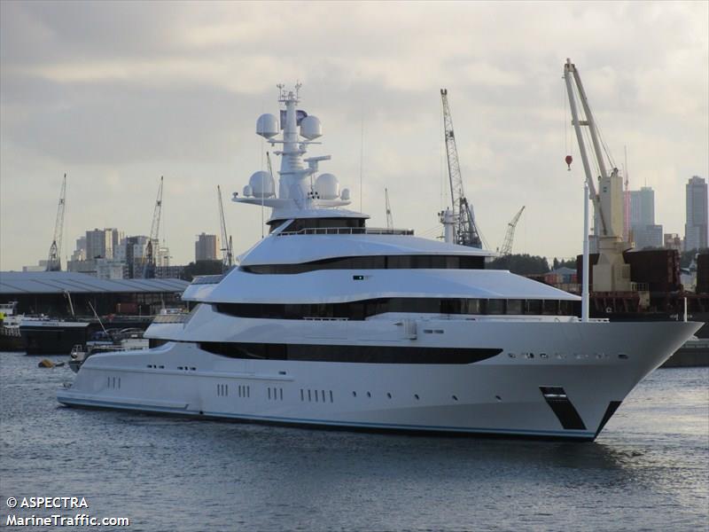 Amore Vero se convierte en el primero de los yates confiscado en Francia a millonarios rusos