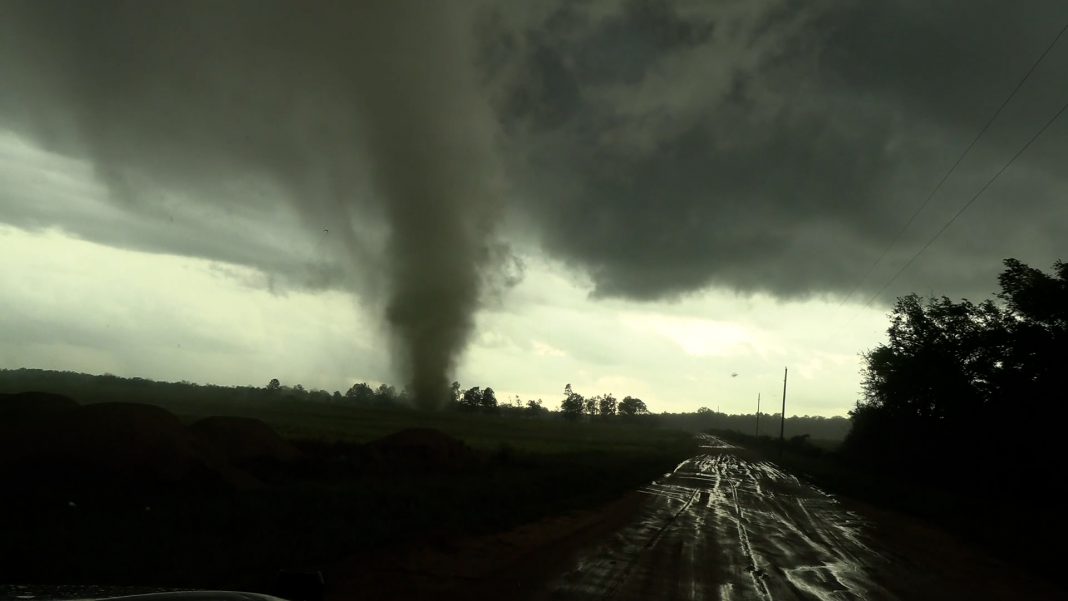tornado en Orlando, Florida