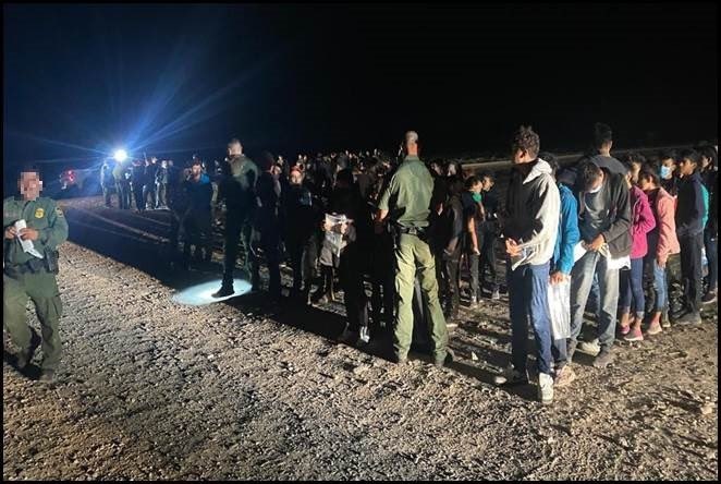 Entre los inmigrantes ilegales capturados, había varios cubanos