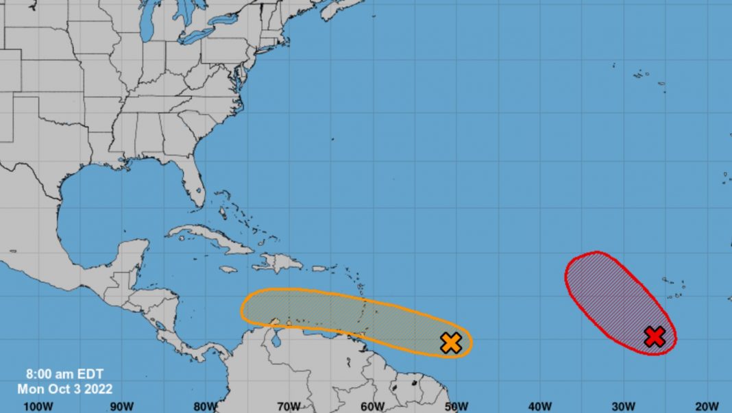 Centro Nacional de Huracanes monitorea sistemas en el Atlántico