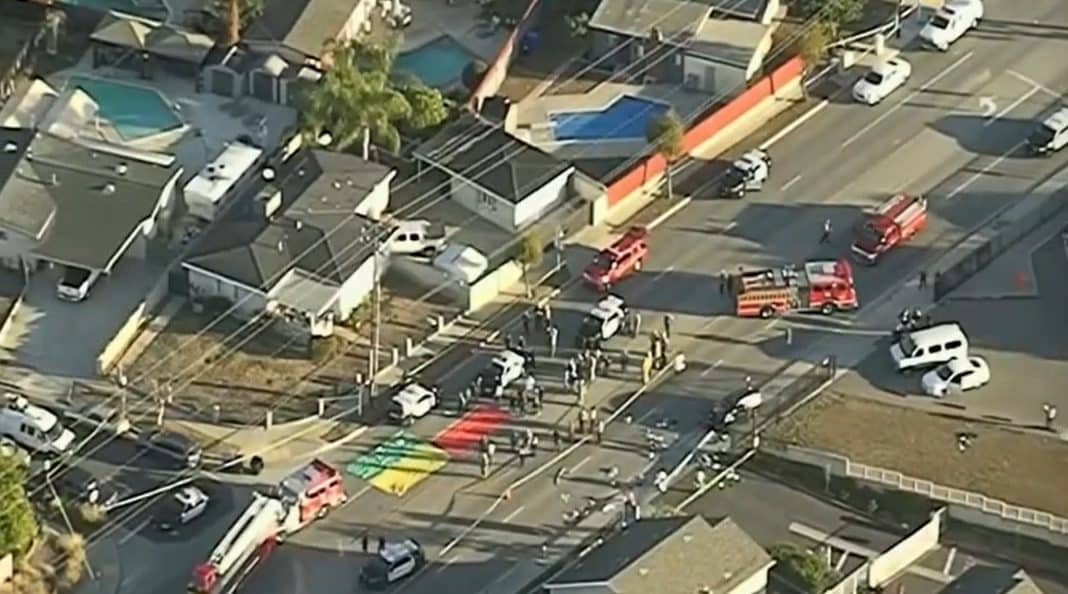 Atropello masivo en California deja una veintena de heridos, cinco de ellos en estado crítico