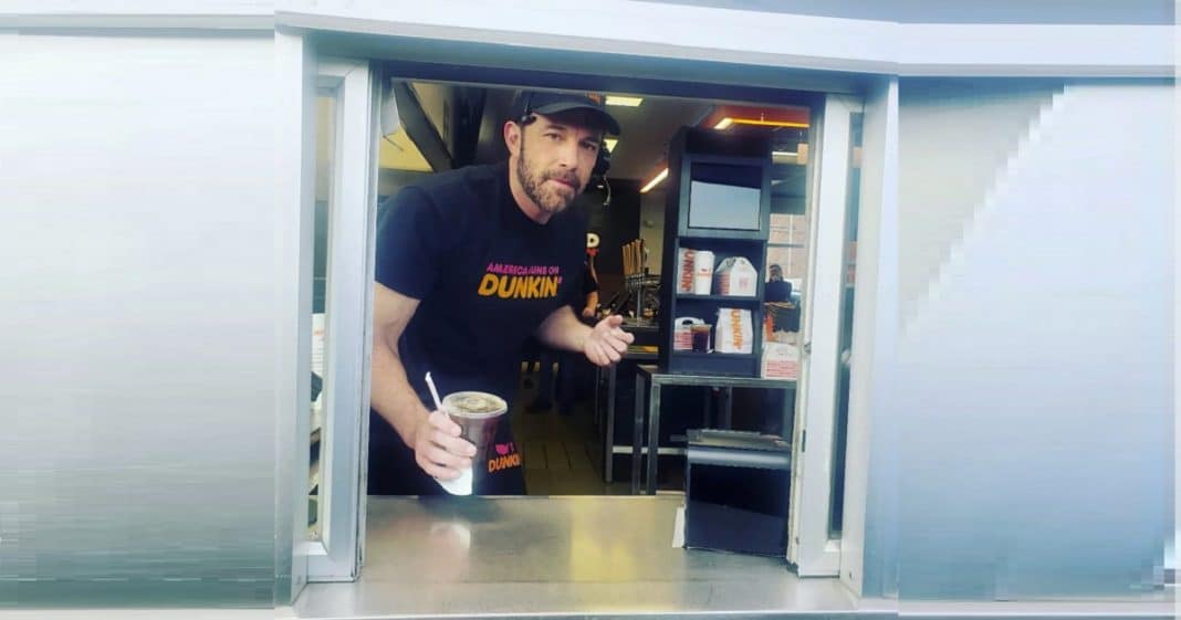 Ben Affleck, en el Drive-Through de Dunkin´ Donuts