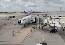 Si alguna vez perdiste algo en el aeropuerto de Miami, tal vez te lo encuentres en una tienda Goodwill Avión de Jetblue en el MIA. Vuelos a Cuba