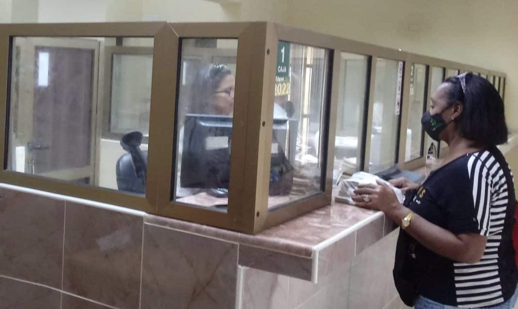 Corralito cubano afectará a los más vulnerables en Cuba: los ancianos.