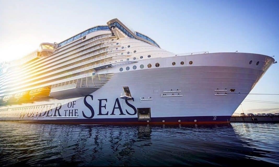 Pasajero cae al agua desde la borda del Wonder of the Seas, de Royal Caribbean