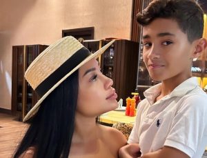 Influencer cubana La Damosky presenta a su hijo: “Tú eres el amor de mi