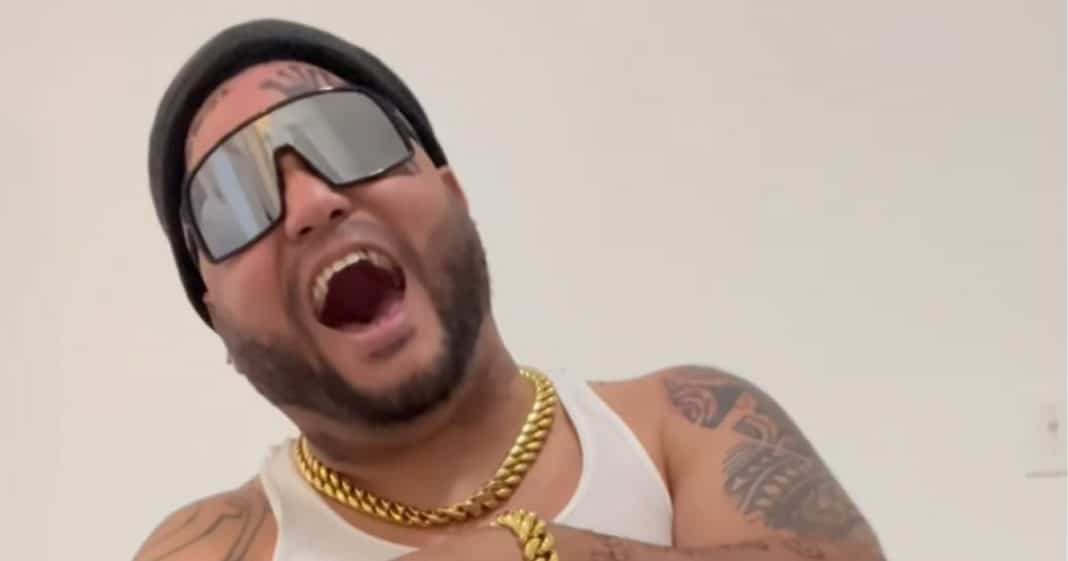 Michelito Dando Chucho imita a El Taiger