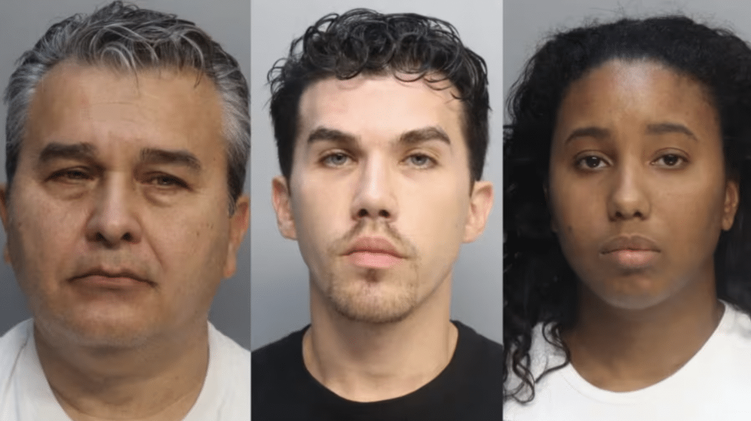 Cubanos detenidos por estafa en Miami