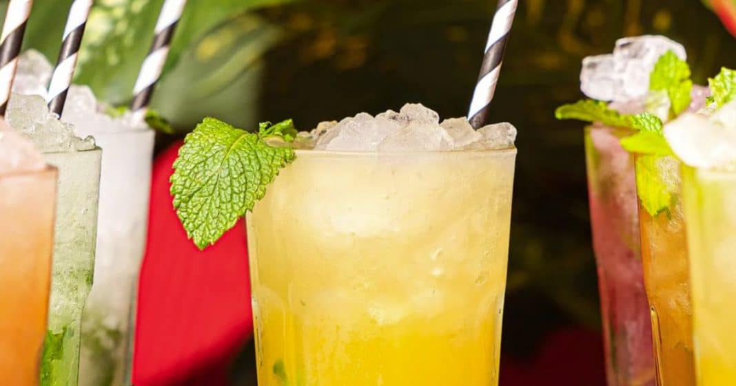 Un barman italiano escribe un libro sobre El Mojito, y presenta 51 variaciones del trago