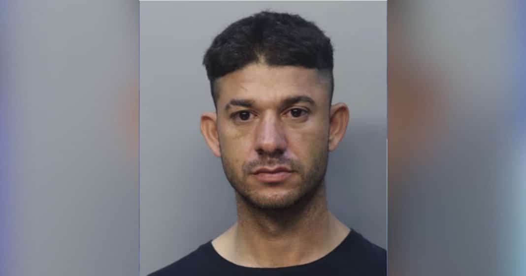 El cubano Reinaldo Trujillo Sanchez se metió en un serio lío y pudiera ser deportado a Cuba