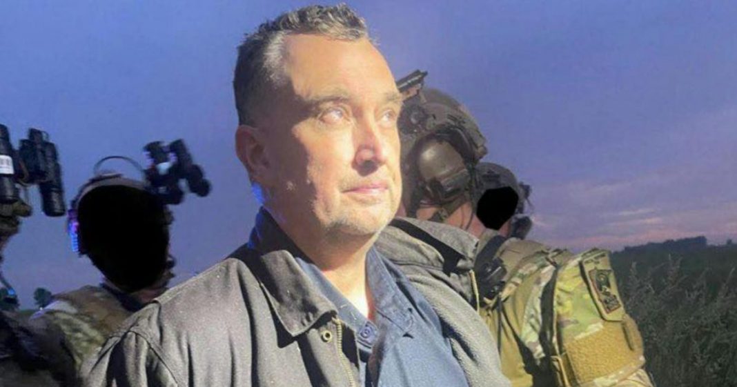 El presunto asesino de legisladora en Minnesota es arrestado.