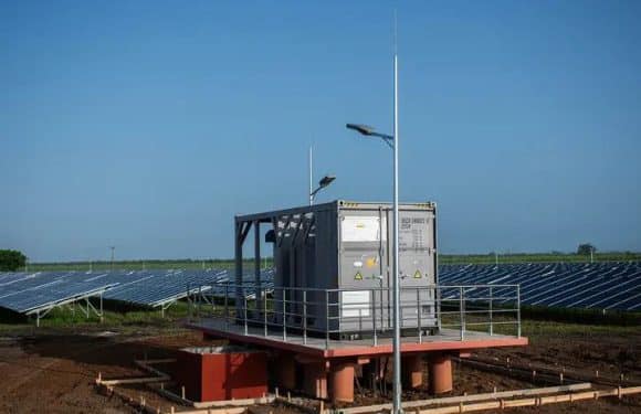 Parque fotovoltaico en Granma