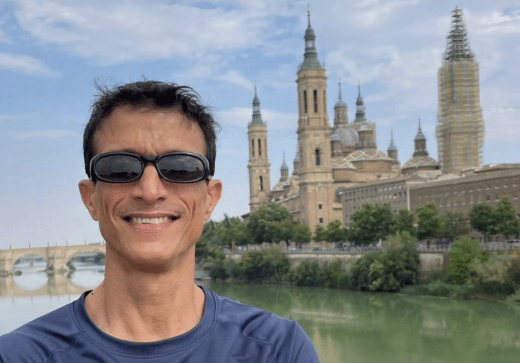 ¿Jardiel el Flaco se queda en España? El humorista cubano se enamoró de Zaragoza