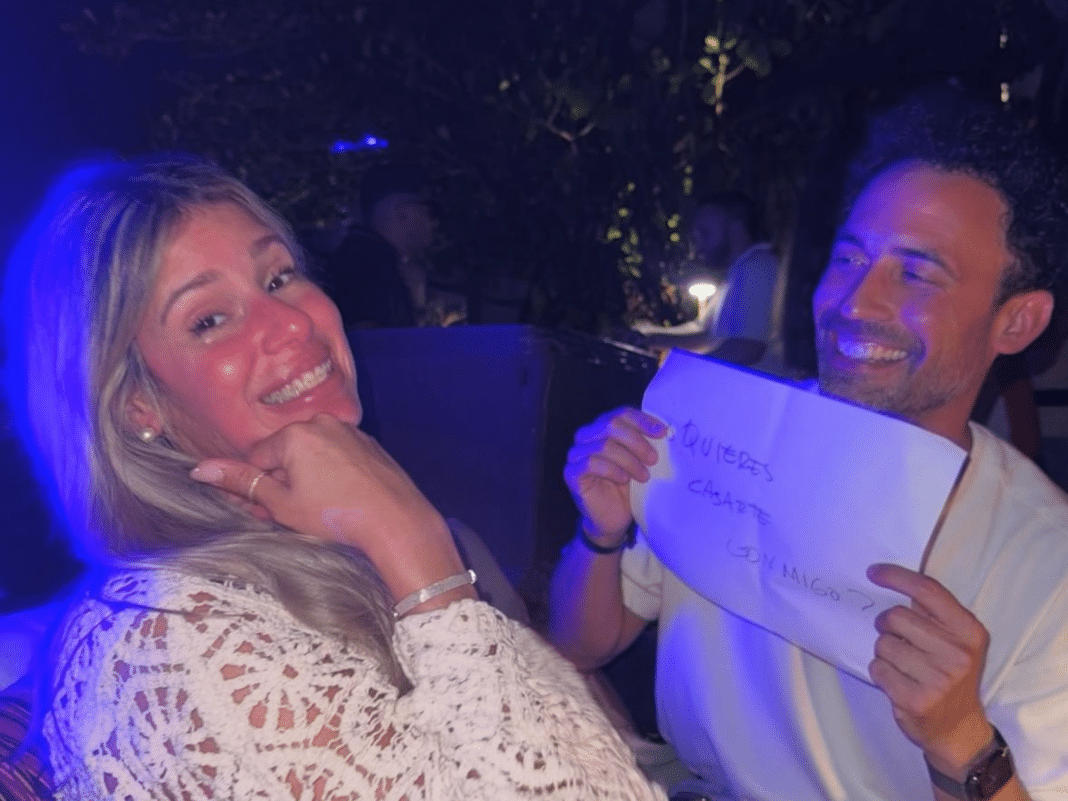 Claudio Pairot le pide matrimonio a Natalia, hija de Edith Massola