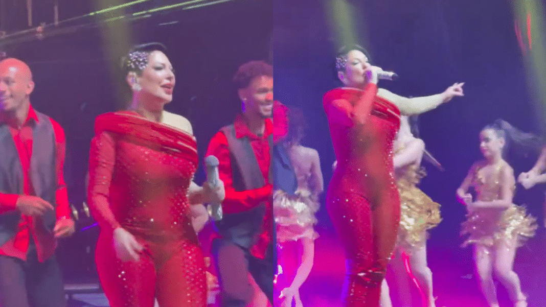 El Concierto de La Diosa en el Watsco Center: Una Celebración del Talento Cubano en Miami 6 xxxxxccccccccddd36