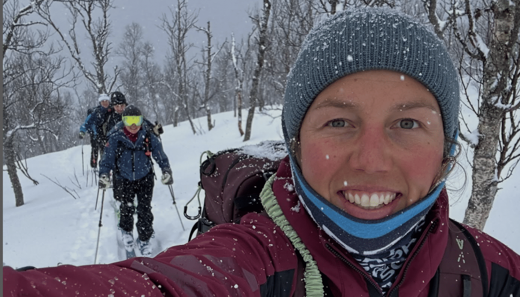 Laura Dahlmeier, de 31 años, fue una de las figuras más destacadas del biatlón mundial. En los Juegos Olímpicos de Invierno de Pyeongchang 2018, se convirtió en la primera mujer en ganar oro en Sprint y Pursuit en la misma edición.