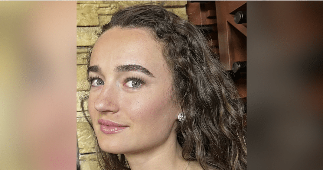 Fallece a los 33 años la actriz Kelley Mack.