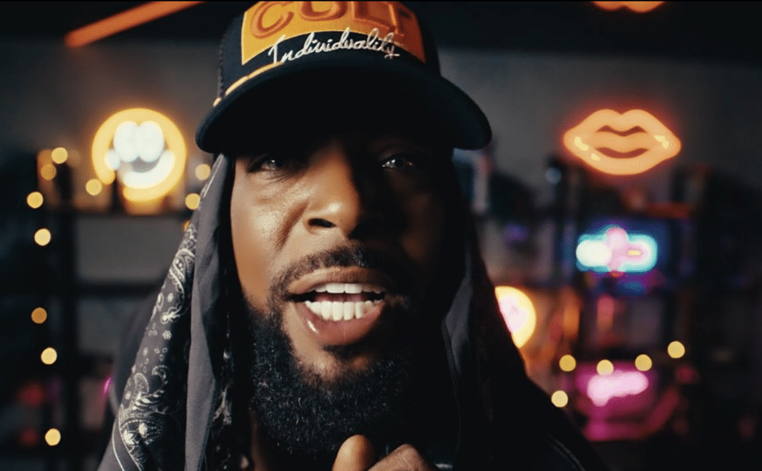 El Micha ya está en La Habana para su concierto en La Piragua (así lo captaron los paparazzi)