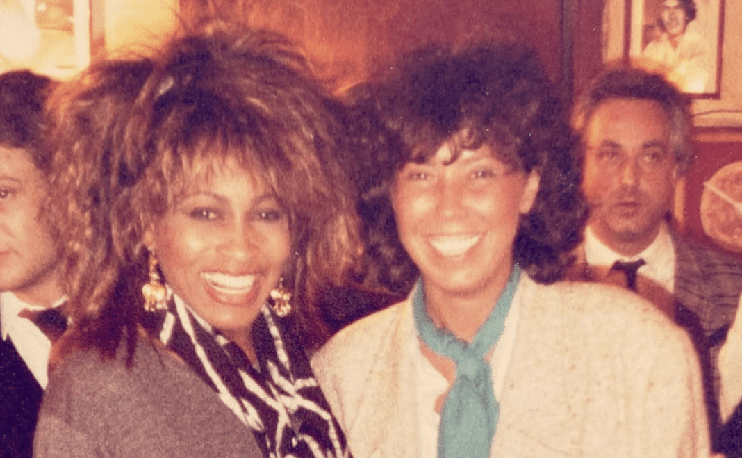 Lu Colombo, esrcibió Maracaibo, inspirándose en la historia de una stripper cubana