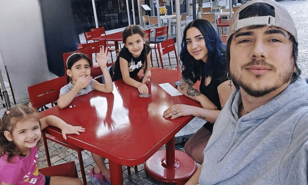 Amanda Sánchez comparte primera foto con Celle y las hijas de Ultrack