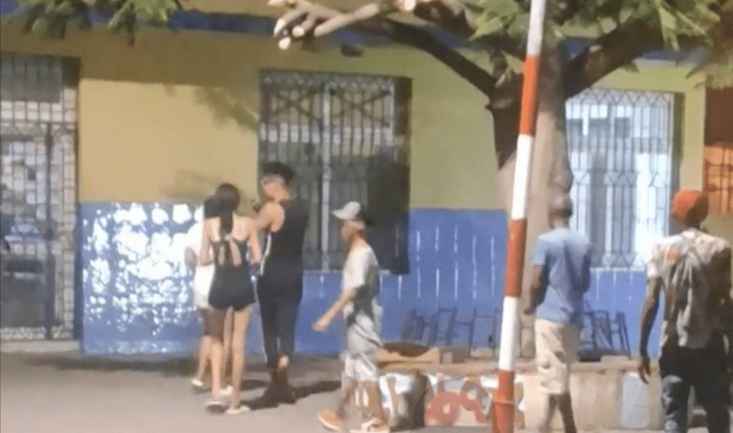 Hombre agrede a varias mujeres en Santiago de Cuba