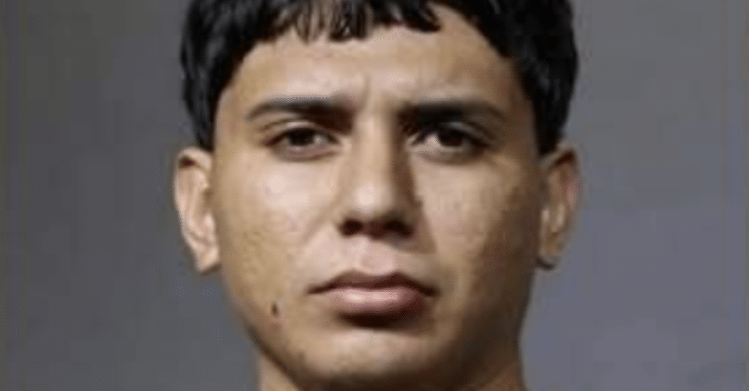 Apuñaló y dio muerte a su madre. Ice lo detiene por 3ra vez.