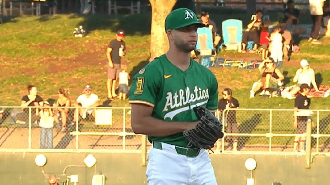 El pitcher cubano Luis Danys Morales logra su 2da victoria como abridor en Grandes Ligas.