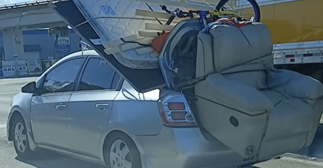 Los cubanos que viven en Hialeah, no creen en U-Haul a la hora de una mudanza