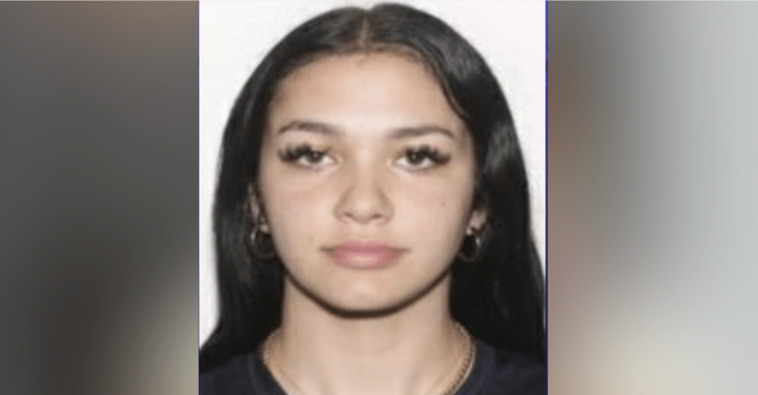 La jovencita de 16 años Anaely Izquierdo-Cruz.