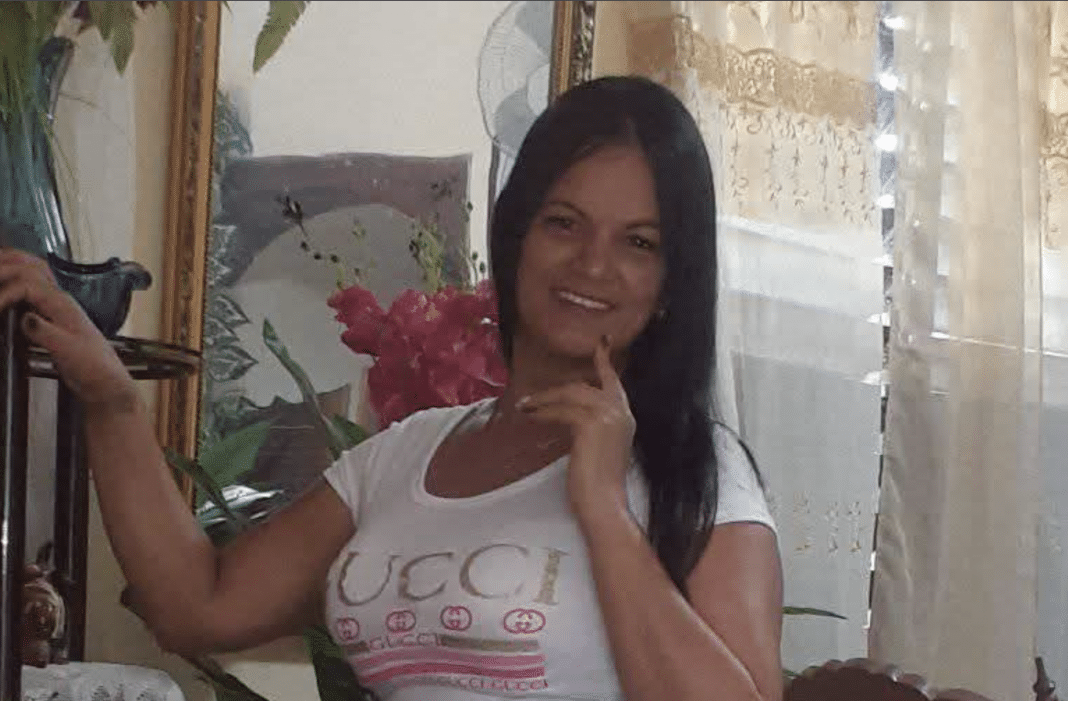 Madre de tres niñas es asesinada a puñaladas por su pareja en Jagüey Grande