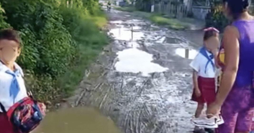 madres cubanas piden en redes sociales ayuda a influencers, porque el gobierno no las escucha.