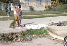 Ciclista muere tras caer en un bache en La Habana