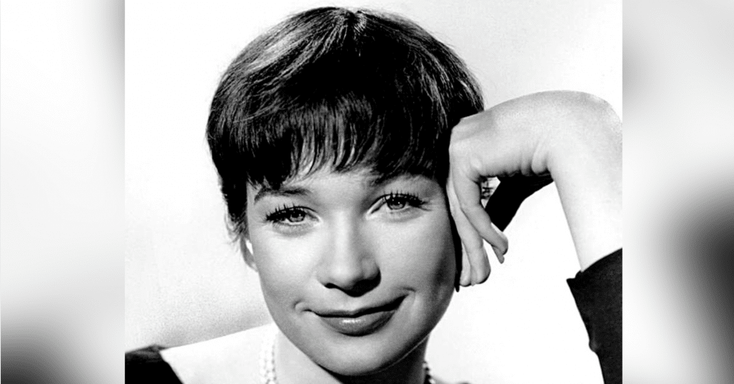 Shirley MacLaine tiene ya 91 años.