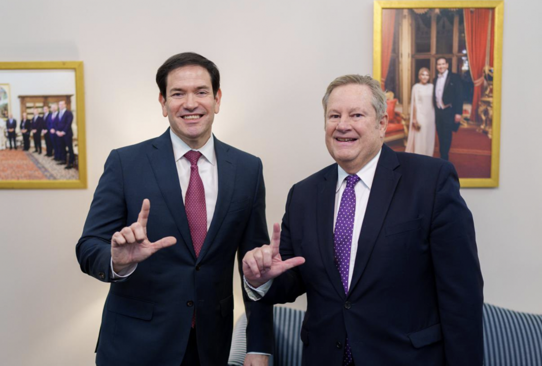 “¡Están jugando con fuego!”: Congresistas se pronuncian tras acto de repudio a Mike Hammer en Camagüey