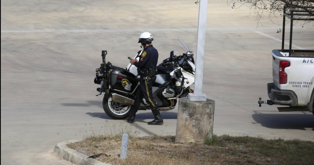 Muere en Texas testigo clave contra agente del DHS en muerte de un ciudadano norteamericano