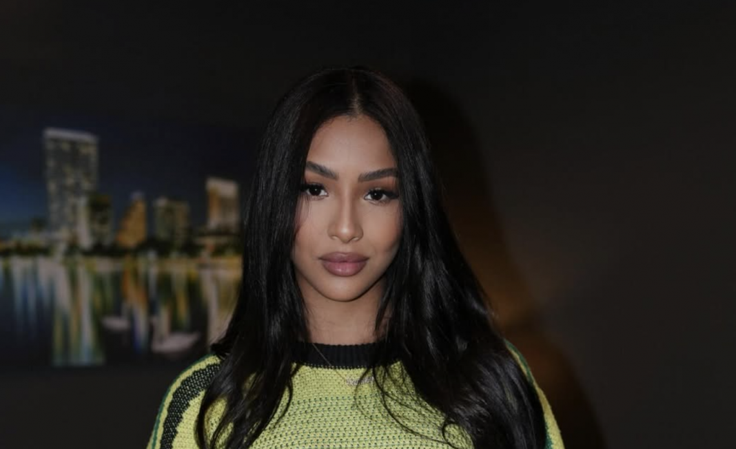 Samantha Hernández dice que no habla de política porque es un “negocio”