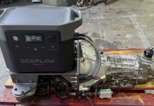 Viral: La supuesta «adaptación» de una batería EcoFlow a caja de cambios de un Lada en Cuba Batería de Ecoflow adaptada a una caja de cambios de Lada