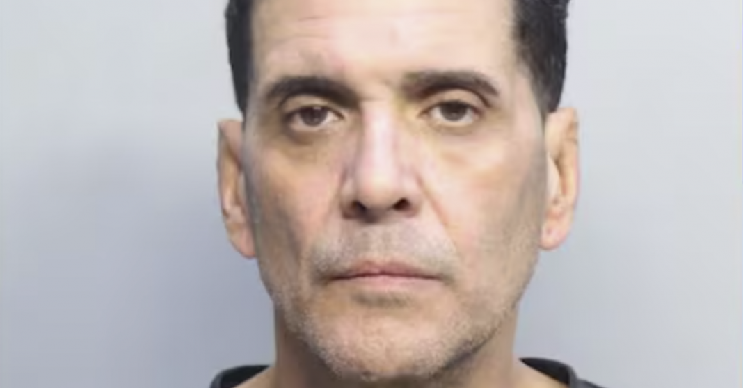 cubano con apellidos 