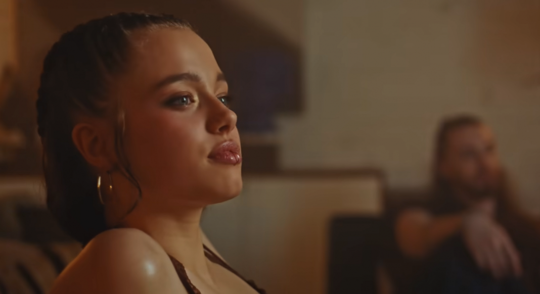 Shiloh Jolie aparece en un video musical de una estrella del K-Pop