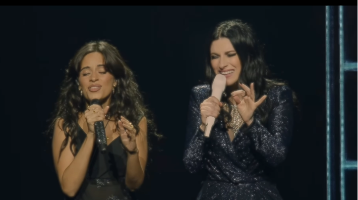 Laura Pausini y Camila Cabello cantan juntas en Miami