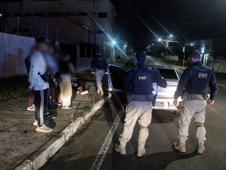 Migrantes cubanos interceptados en Brasil