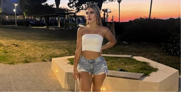 la estudiante Tijana Radonjic murió tras caer de un parapente a 50 metros de altura