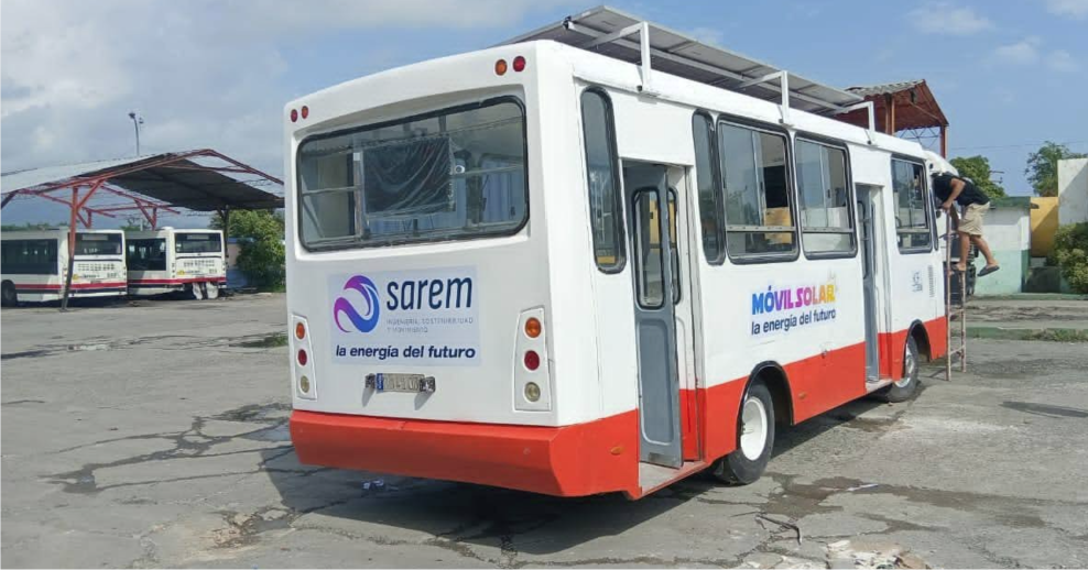 Guagua Solar en Santiago de Cuba