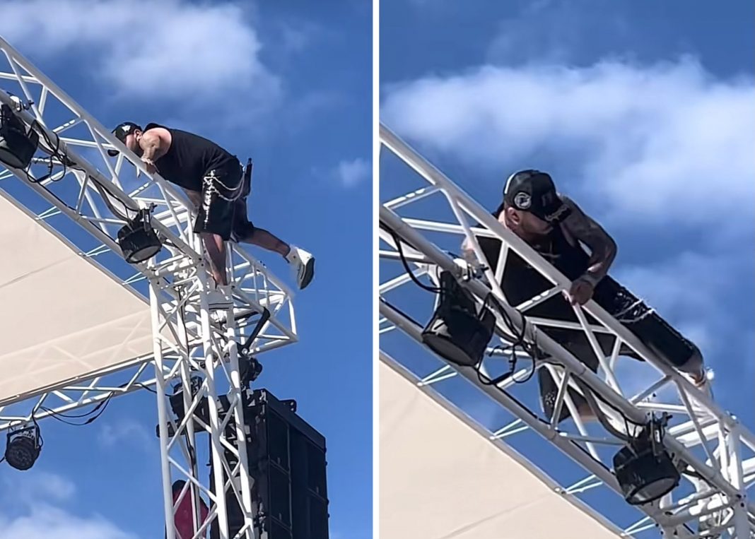 El Chacal se trepa a un andamio y desata la locura en pleno concierto