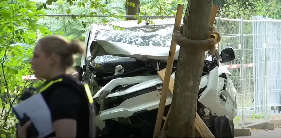 Así quedó el auto del protagonista del atentado en el Orgullo Gay de Berlín