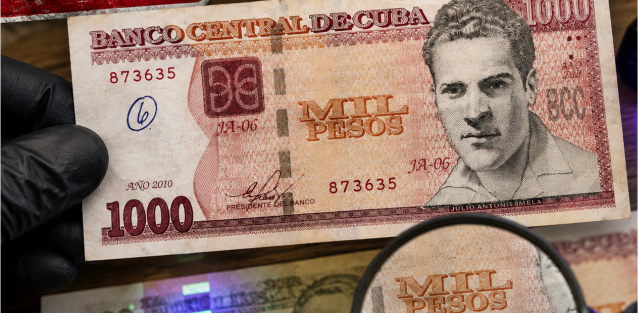 Billetes de mil pesos falsos en Cuba