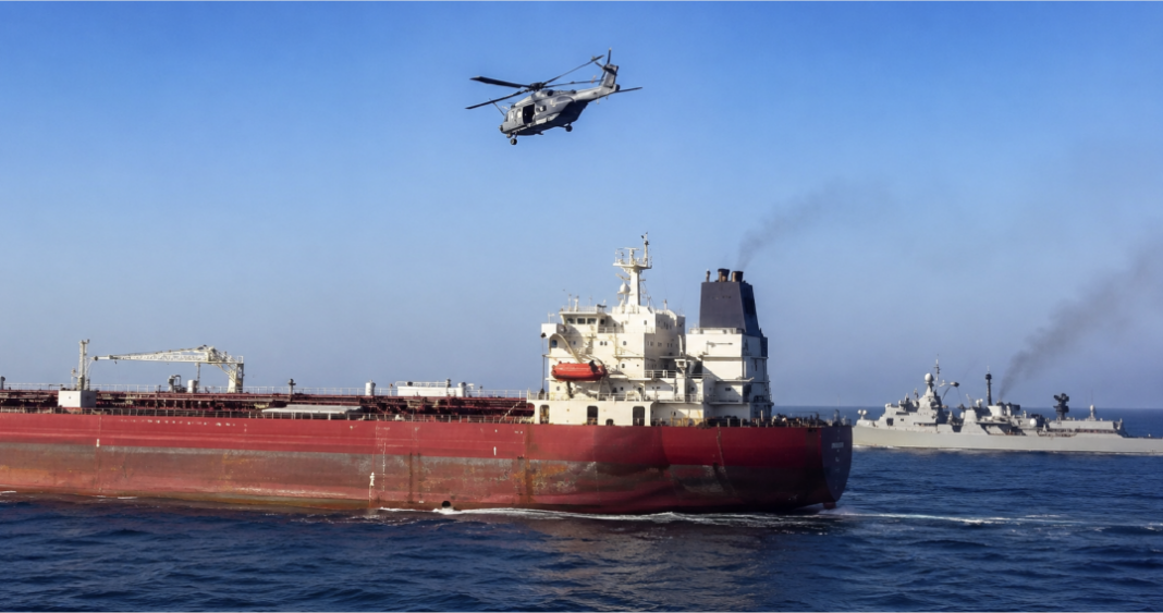Marina Italiana aborda un petrolero de la llamada 