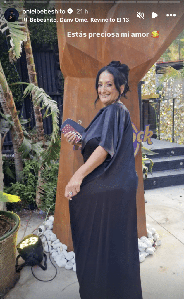 Chavela Campo, madre de Bebeshito, asiste a los Premios Juventud